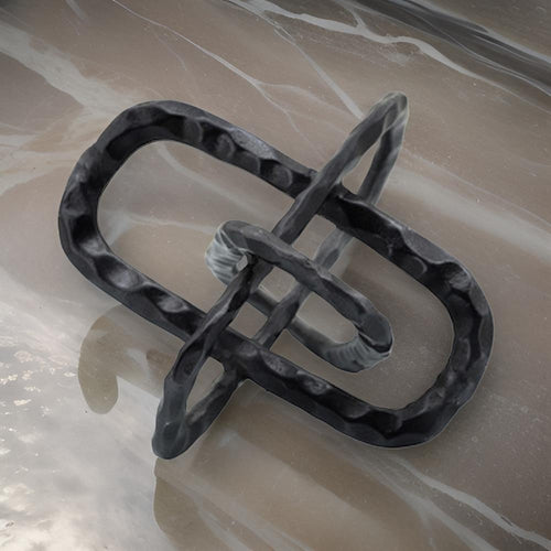 Liora Accent Decor | Oval Interlinks | Gray