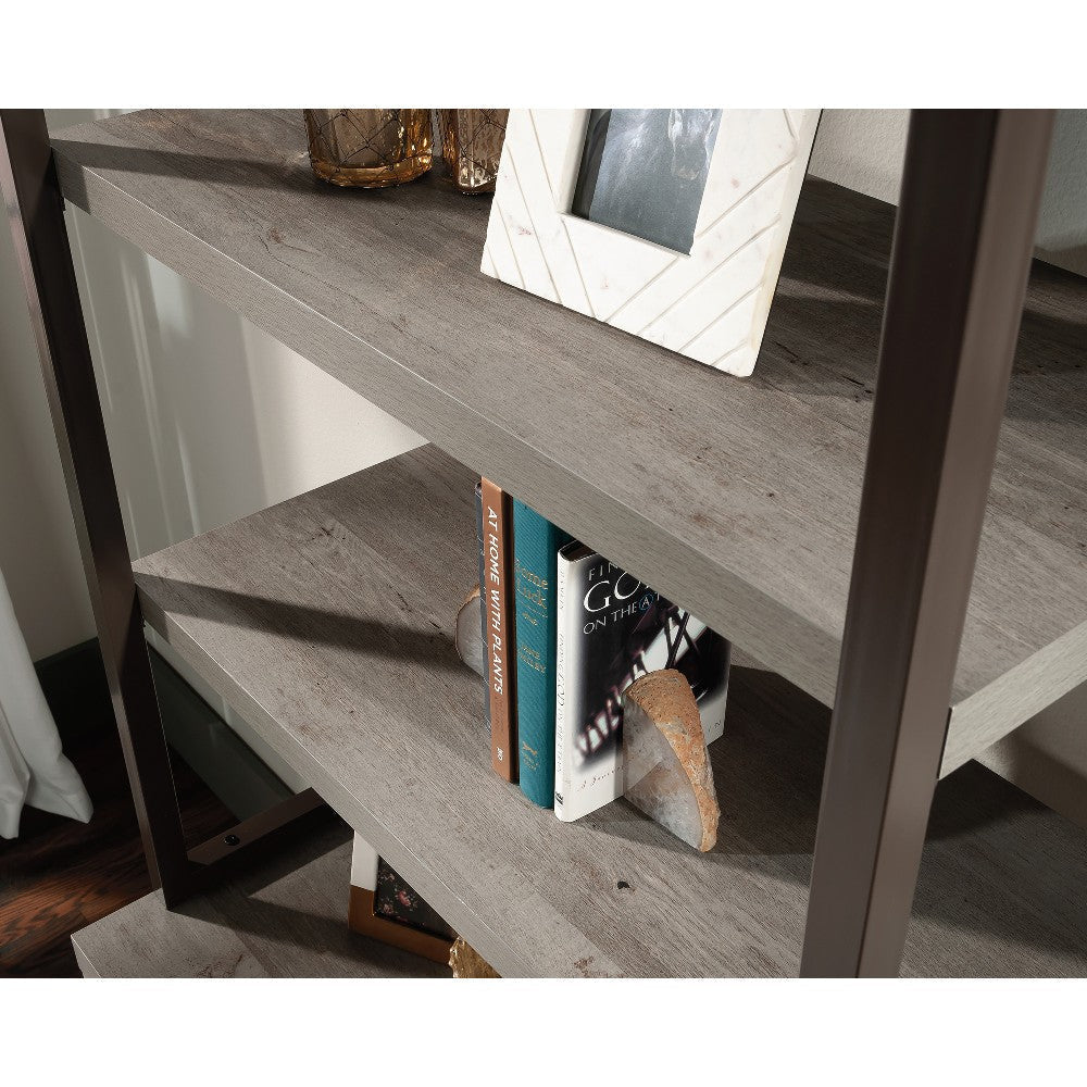 Manhattan Gate Utility Hutch Myo Disc