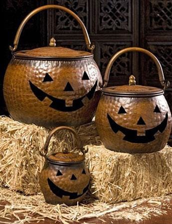 Halloween Day: The Festival when Spirits Visit the Earth