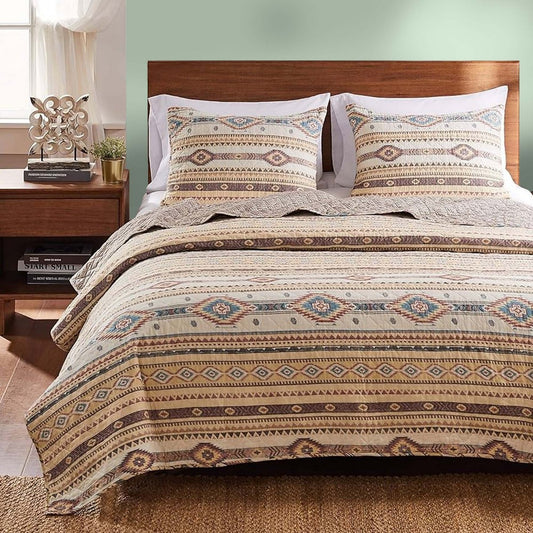 King Size 3 Piece Polyester Quilt Set with Kilim Pattern, Multicolor By Casagear Home