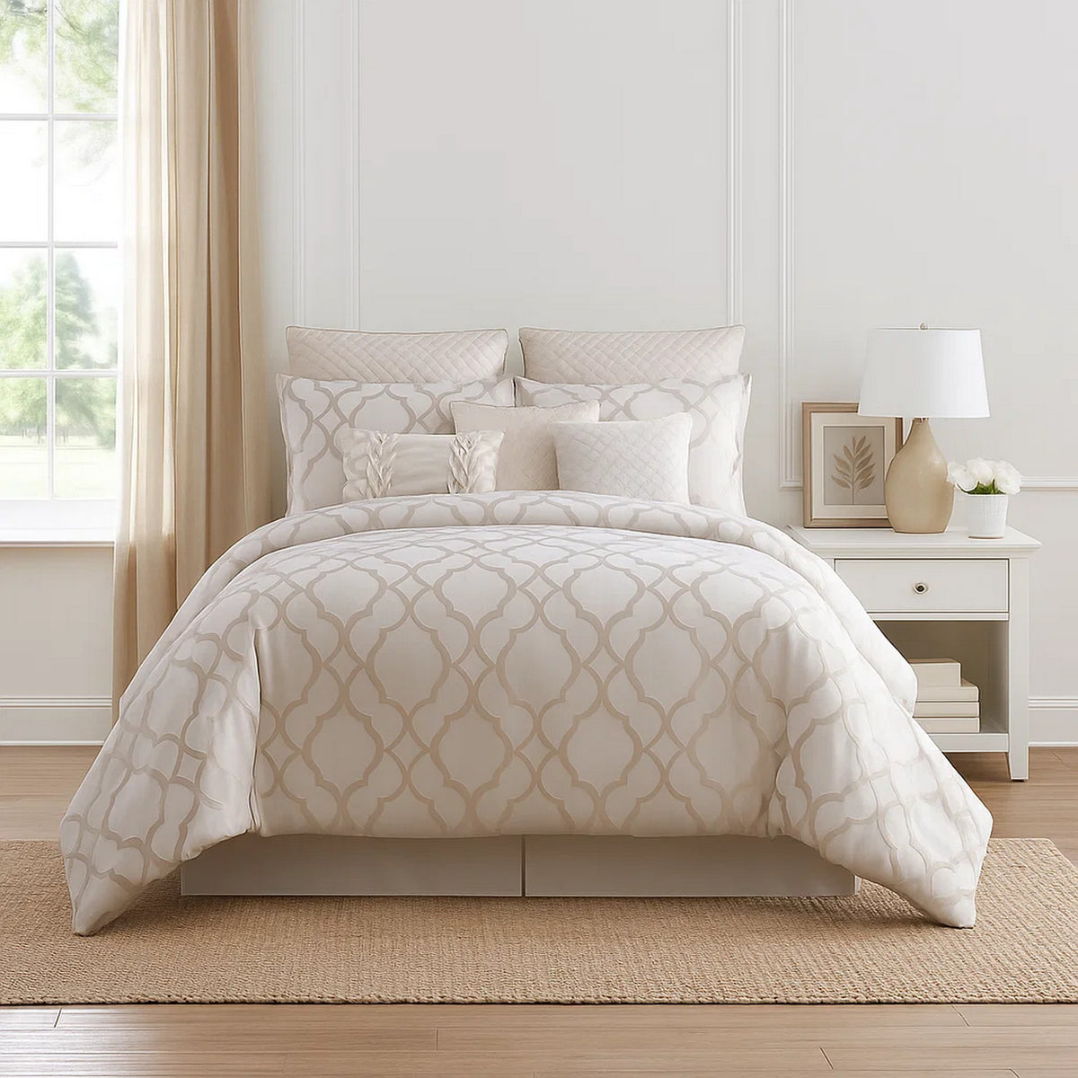 Comforter Set | 10 Piece King | Quatrefoil Print | White