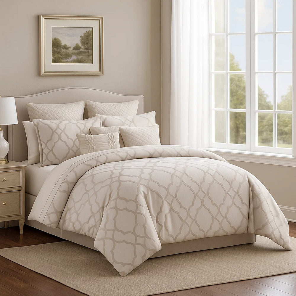 Comforter Set | 9 Piece Queen | Quatrefoil Print | White