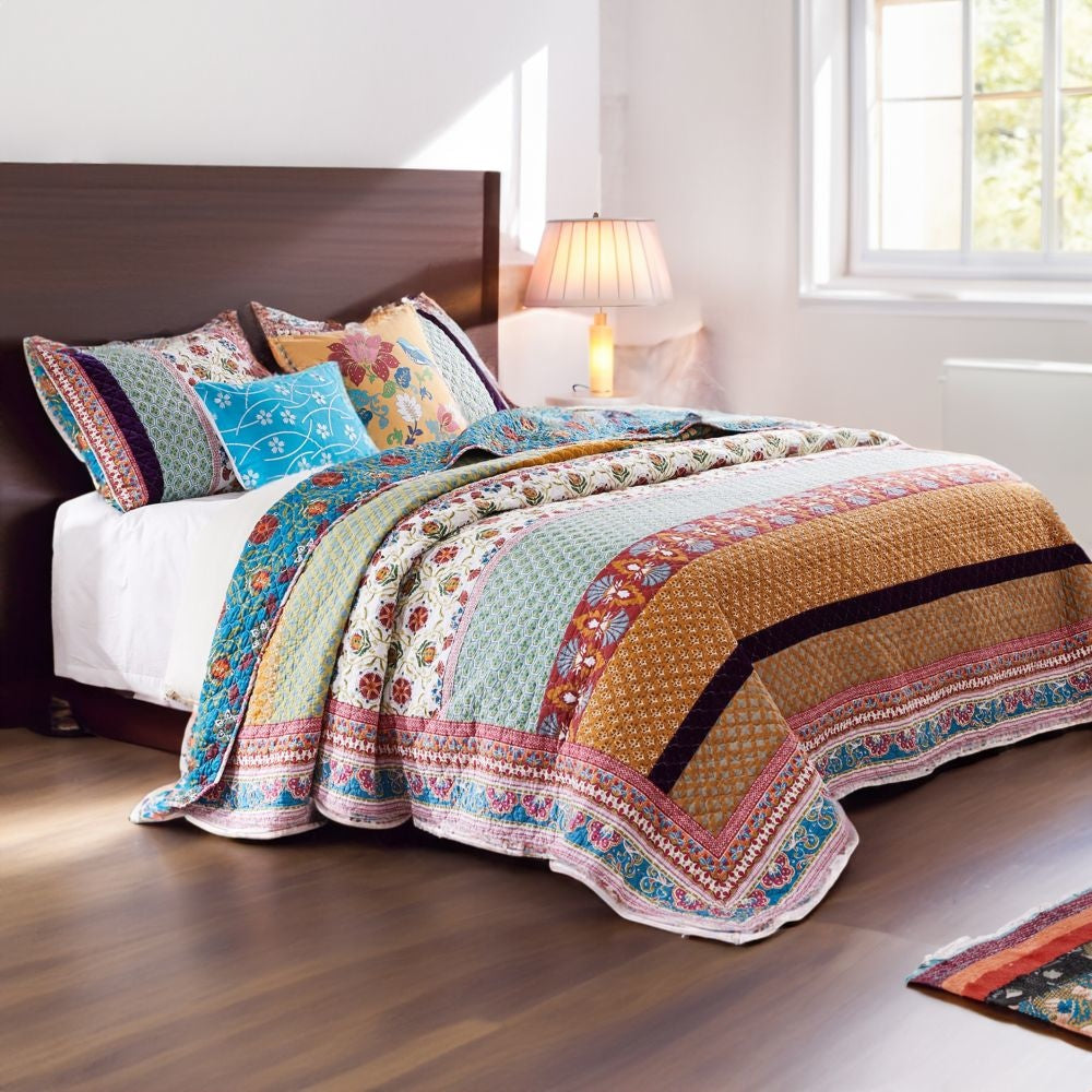 Sama Quilt Set | 5 Piece King | Reversible | Floral | Multicolor
