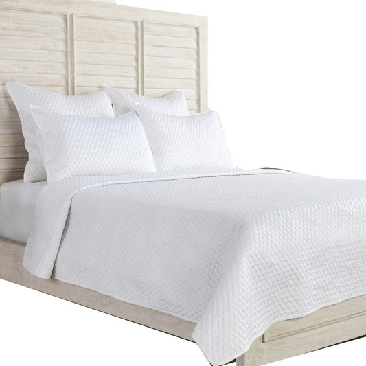 Kahn Queen Quilt | Hand Stitched Sateen | Cotton Fill | White