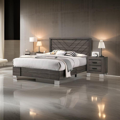 Lola Classic Queen Size Bed, Wood Grain, Strong Block Legs, Taupe Brown By Casagear Home