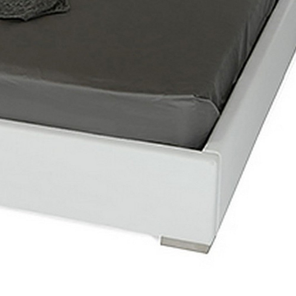 Lako Queen Size Platform Bed Grid Tufted White Faux Leather Upholstery By Casagear Home BM317274