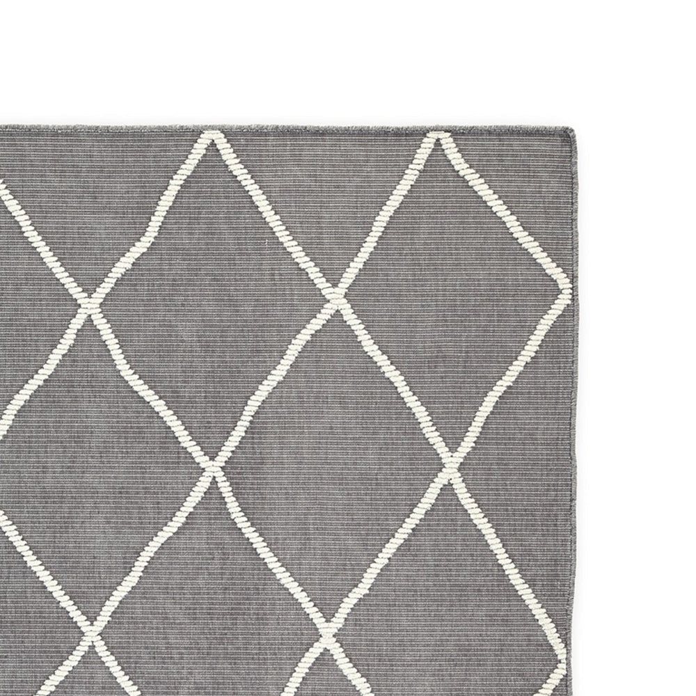 Doel 5 x 7 Area Rug, Soft Pile Polyester, Washable, Gray and Ivory By Casagear Home