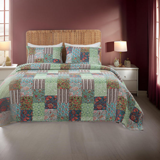 Aby 3pc Full/Queen Quilt Set, Reversible Patchwork, Jade Green Cotton By Casagear Home