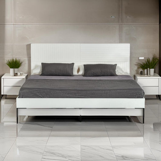 Noe Shin Full Size Platform Bed, Panel Headboard, White Matte Finish