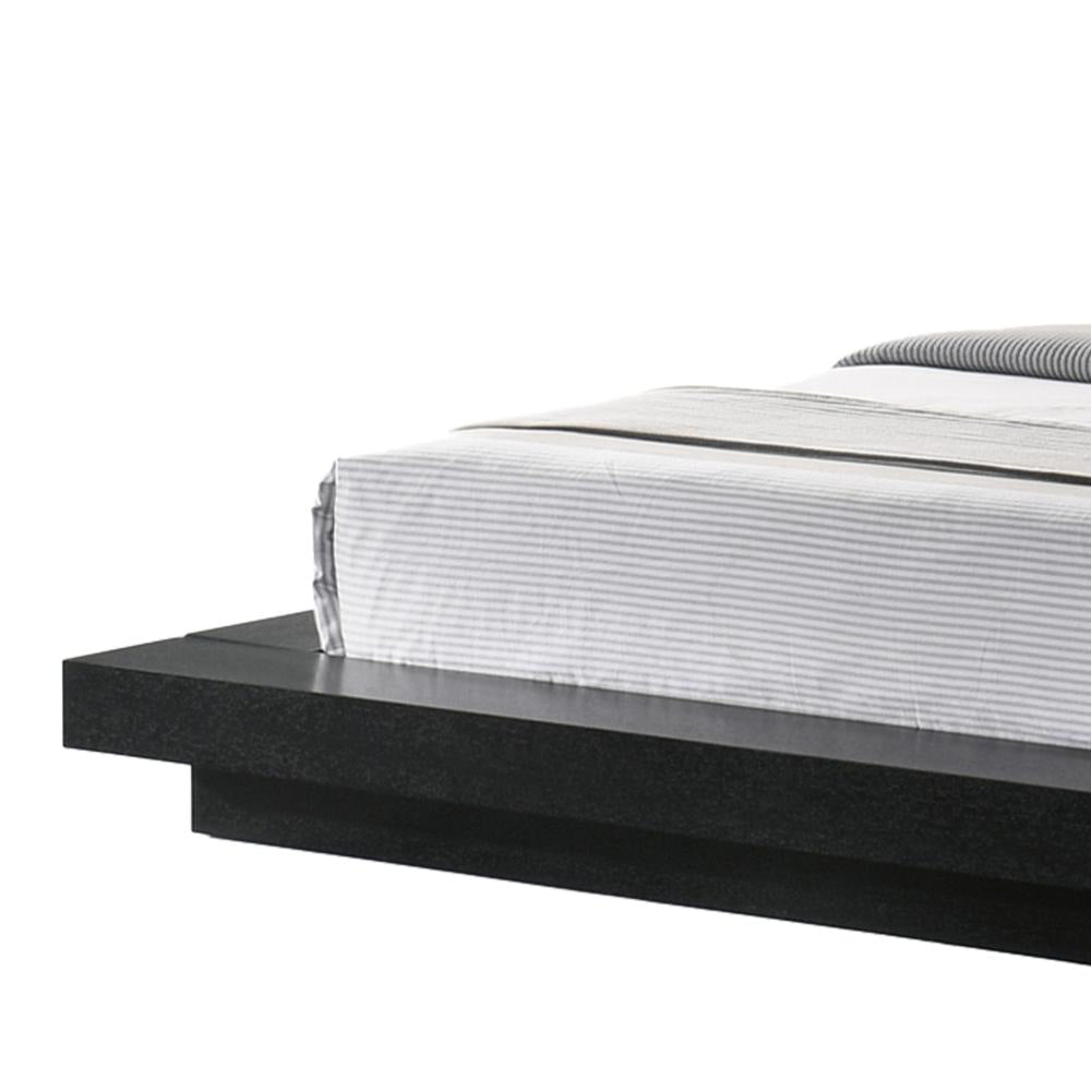 Nia King Platform Bed White Faux Leather Upholstery Black Nightstands BM325261
