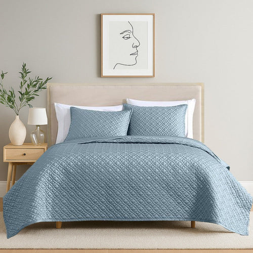 Keo 3pc King Coverlet Set | Reversible | Shams | Sky Blue Silky Fabric