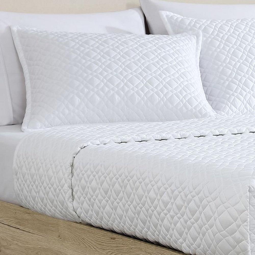 Keo 3pc King Coverlet Set | Reversible | Shams | White Silky Fabric