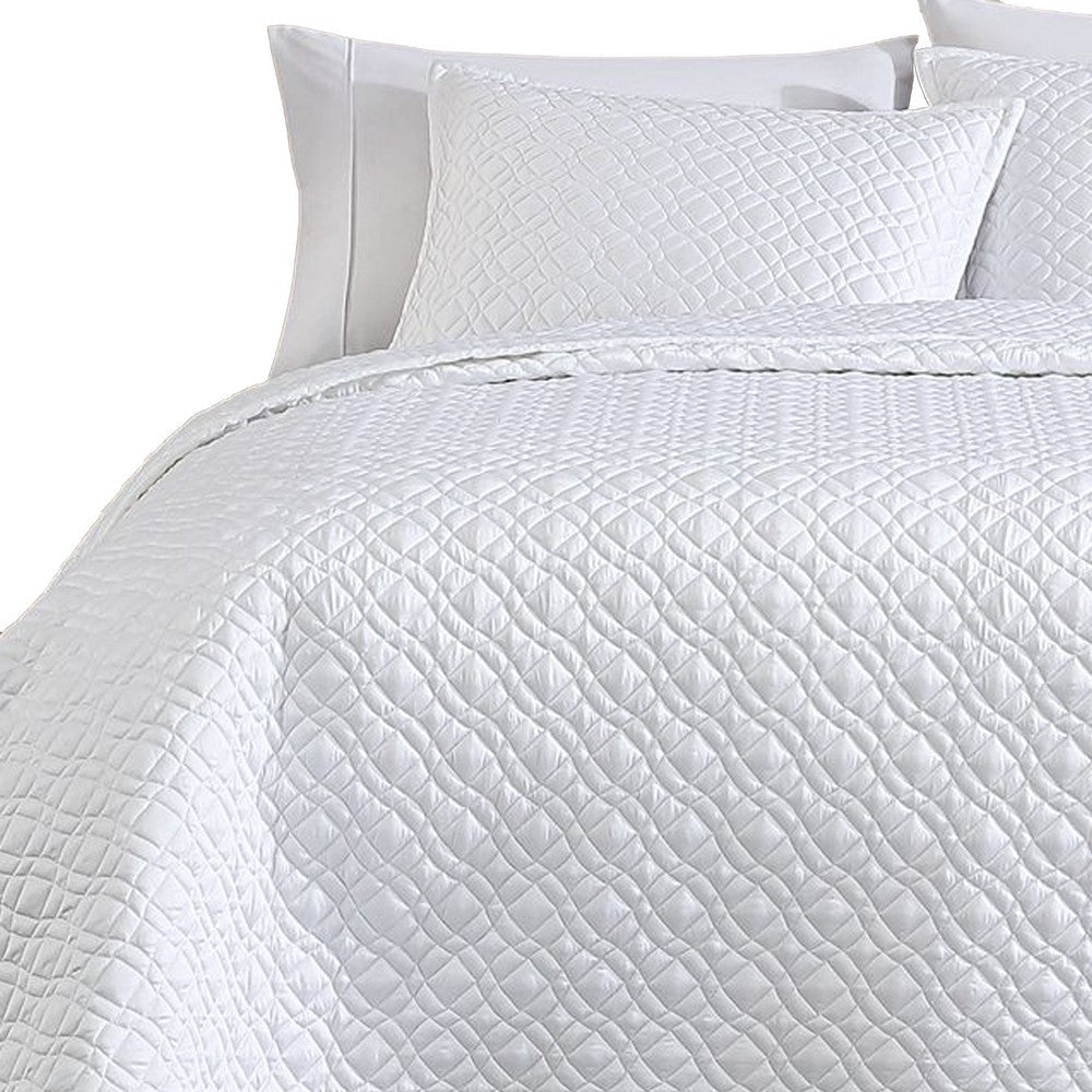 Keo 3pc King Coverlet Set | Reversible | Shams | White Silky Fabric