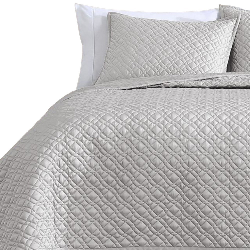 Keo 3pc Queen Coverlet Set | Reversible | Shams | Silver Silky Fabric