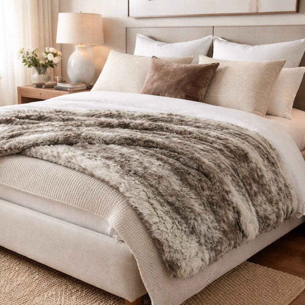 Throw Blanket | 50 x 60 Soft Faux Fur Design | Heather Gray Finish
