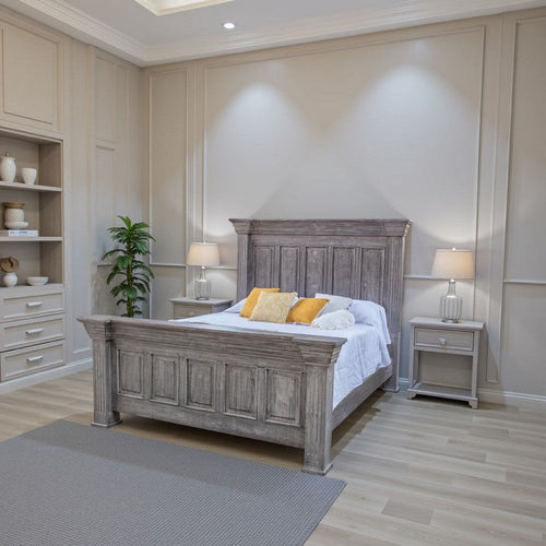 Siya Queen Size Bed, Rustic Farmhouse Distressed Gray Solid Pine Wood