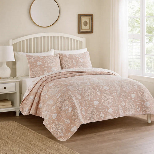 Amy 3 Piece King Quilt Set, Coastal Theme, Soft Pink White Polyester