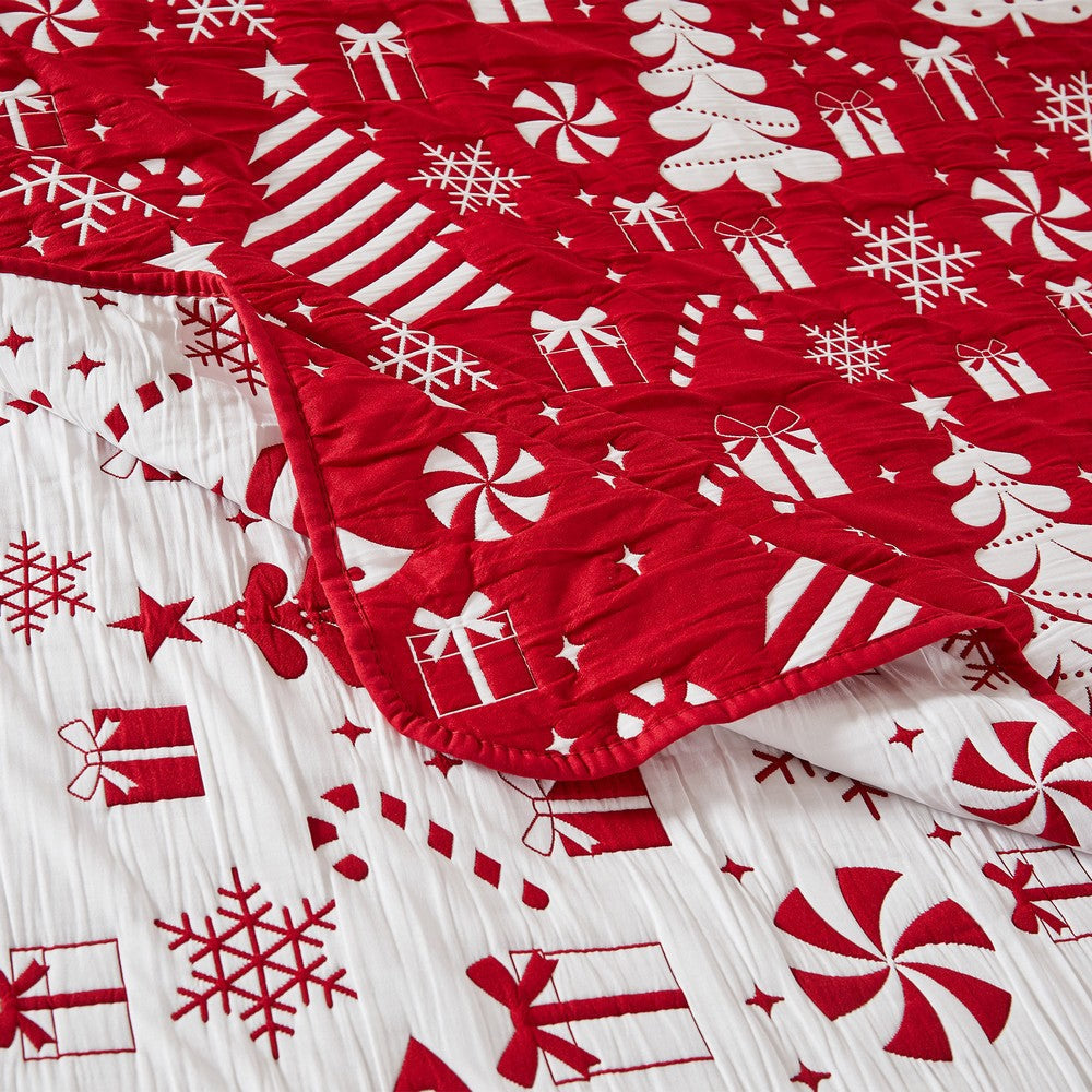 Daru 3 Piece Queen Quilt Set Red and White Polyester Christmas Theme