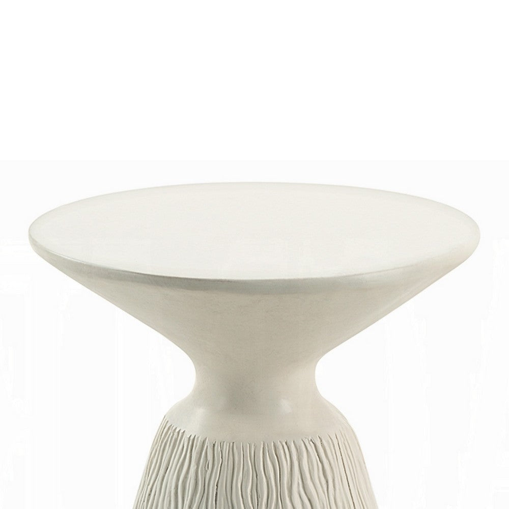 Uane Accent Table | Sculpted Natural White Cement | Round 16’’ Top BM333131