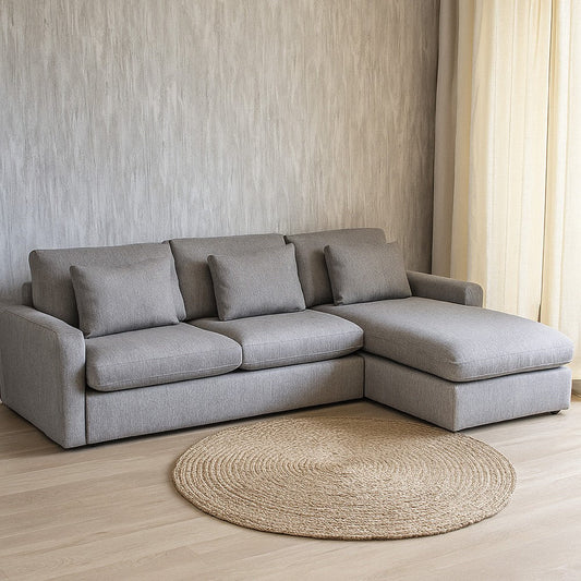 Arcy 2pc Sectional Sofa w Reversible Chaise | 3 Accent Pillows | Gray