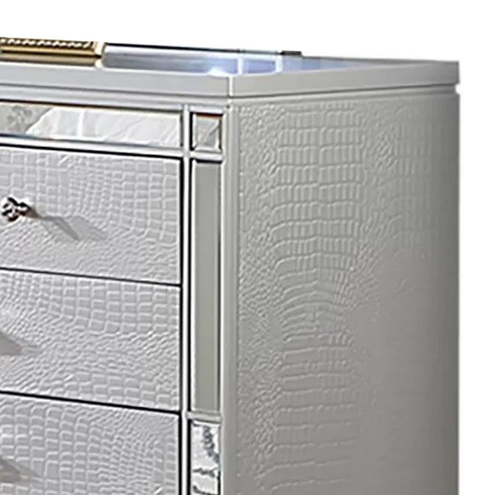 Bailey Wide Dresser | Mirror Trim & 9 Drawers | Silver Wood BM341082
