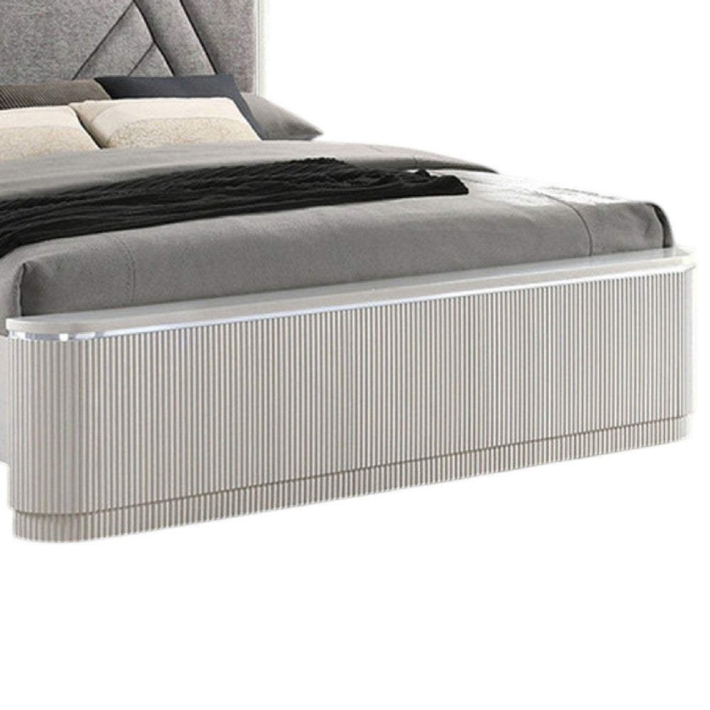 Alda King Bed | Upholstered Geometric Headboard | Light Gray Reeded Wood BM342502