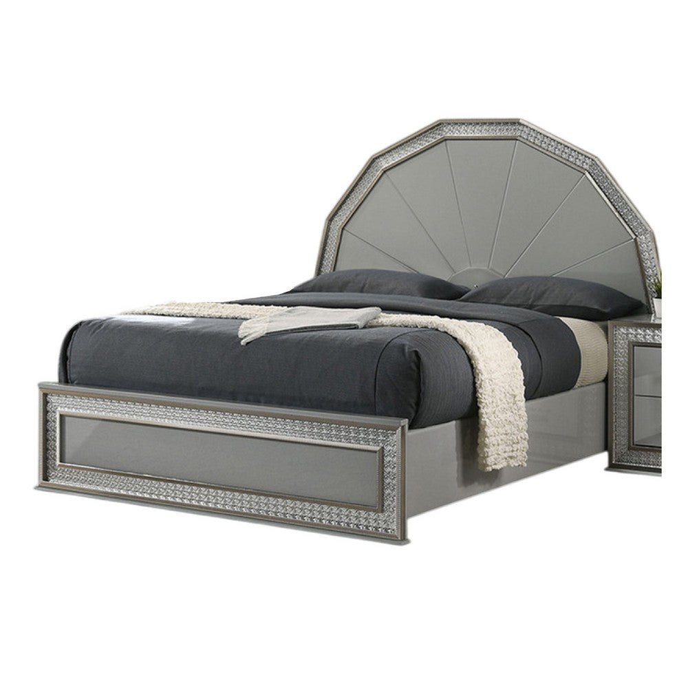 Cyl King Bed | Metallic Gray | Scale Molded Trim | Rubberwood | LED Lit BM342511