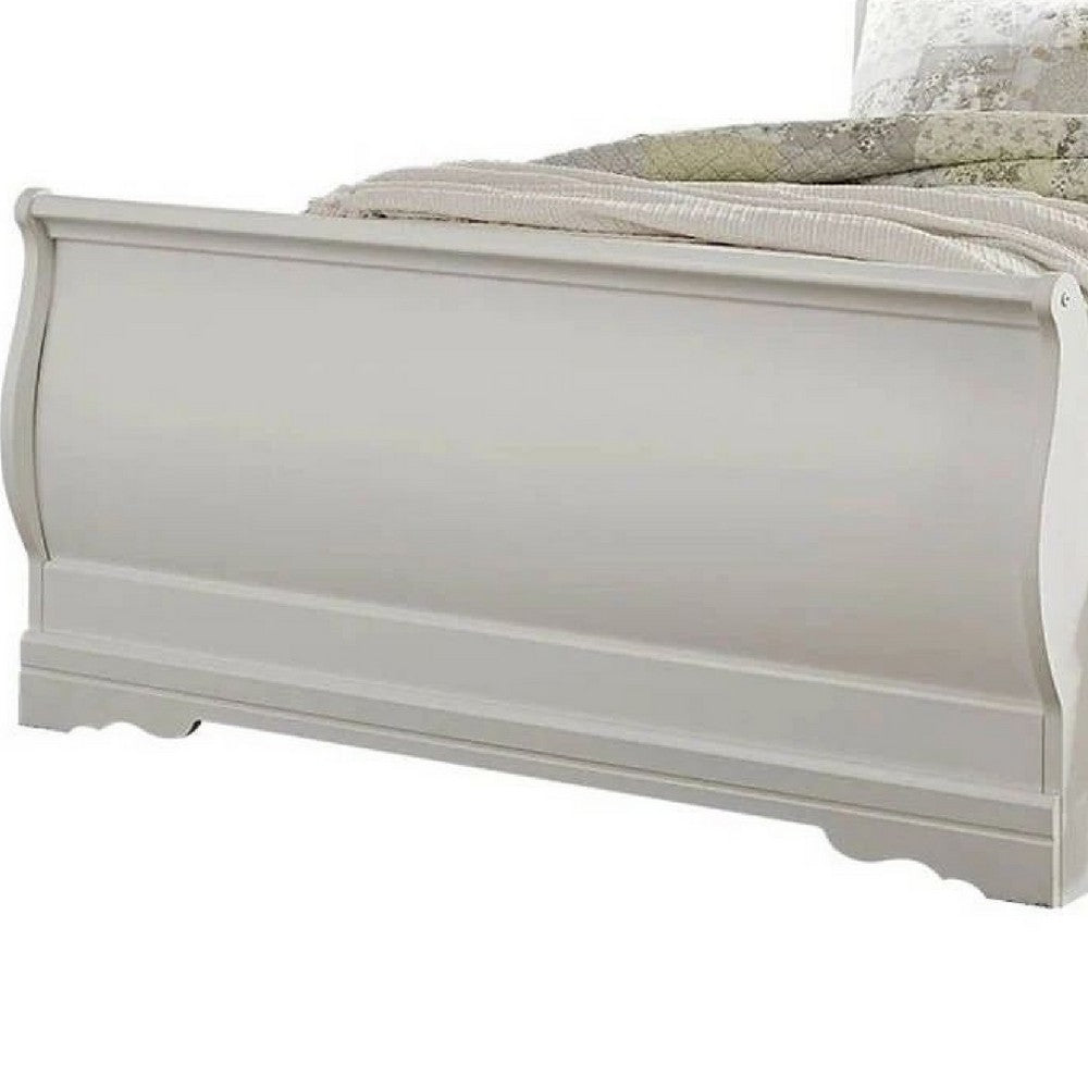 Roso Queen Sleigh Bed w Classic Louis Philippe Design | White Wood