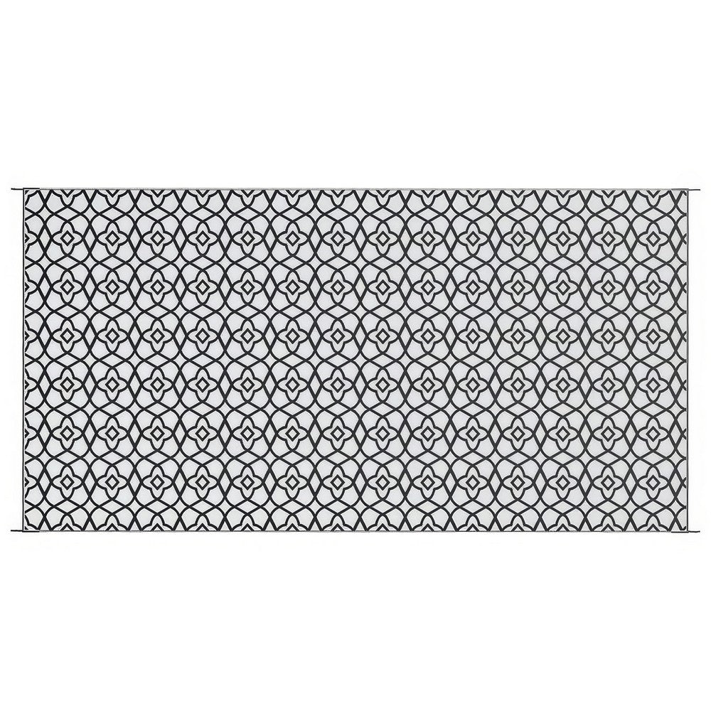 9x18 Ultra Large Outdoor Rug | Black & White Reversible Clover Pattern