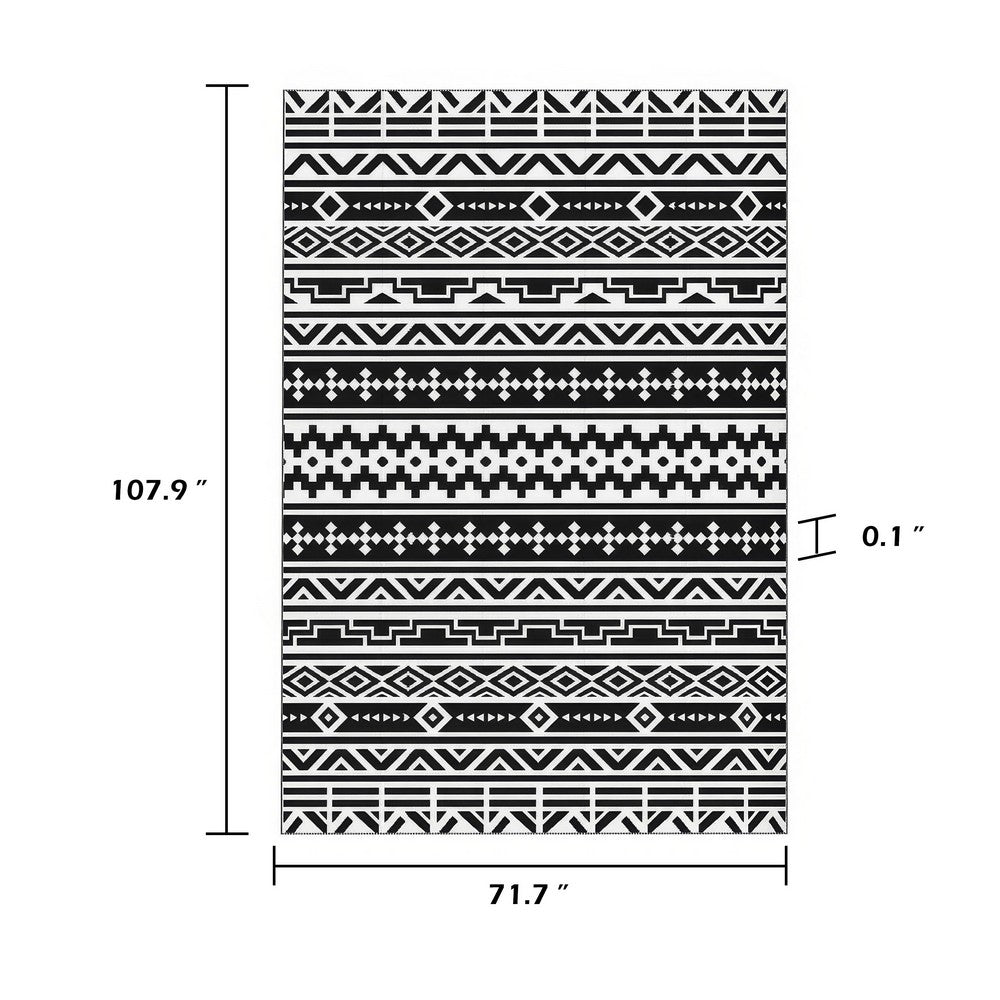 Mez 6x9 Medium Outdoor Rug | Black White Bohemian Geometric Pattern w Bag