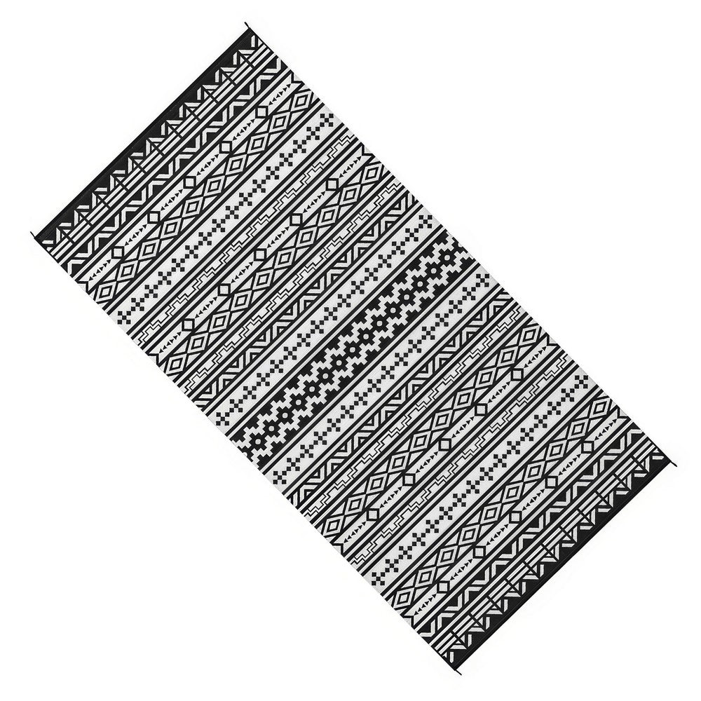 Mez 9x18 Ultra Large Outdoor Rug | Black White Bohemian Geometric Pattern