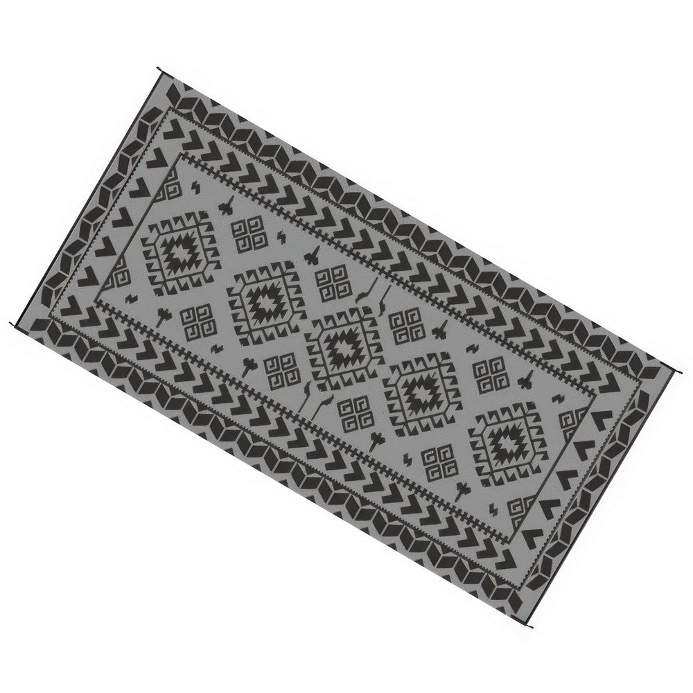 Pema Outdoor Area Rug | Gray & White Patchwork | Giant 9x18 Picnic Rug