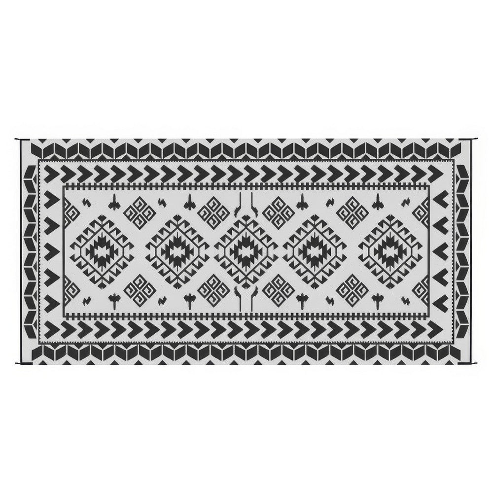 Pema XXL Outdoor Area Rug | Black & White Patchwork | Giant 9x18 Picnic Rug