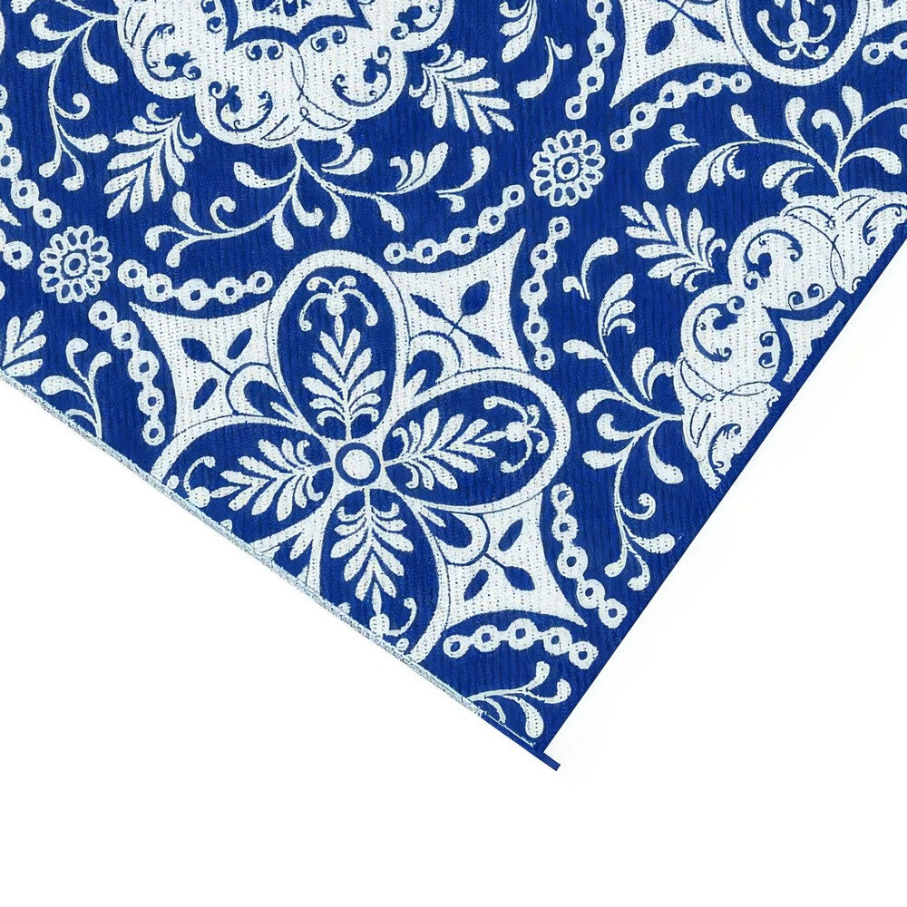 Outdoor Area Rug | Floral Medallion in Blue & White | XL 9x12 Plastic Straw
