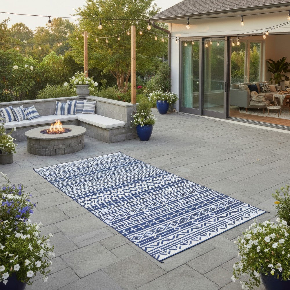 Viva Outdoor Area Rug | White & Blue Geometric Wall | Picnic Giant 9x18