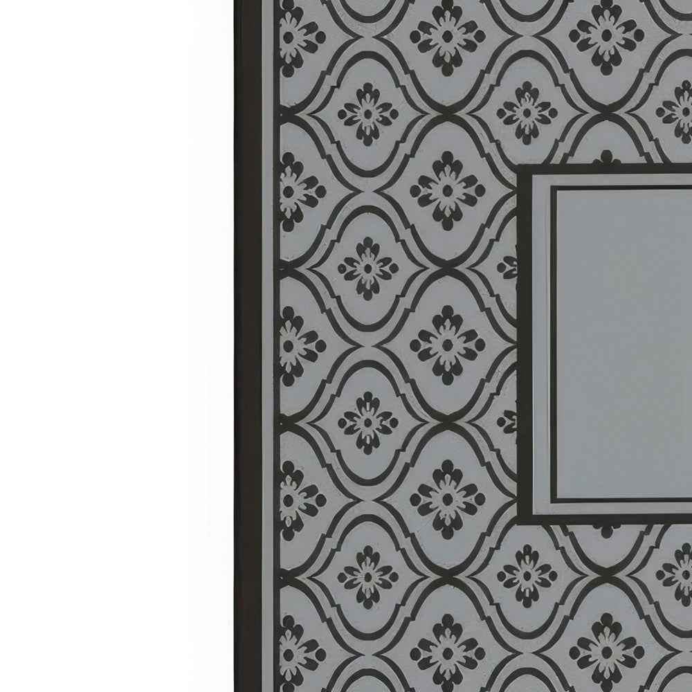 Outdoor Area Rug | Black & Gray Gourd Border | 9x18 Faux Straw Material