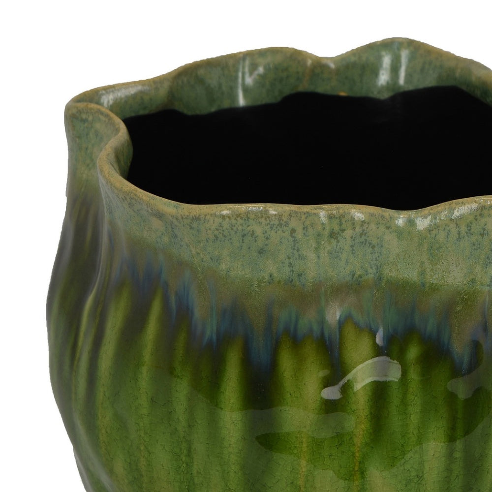 Ashly Decorative Planter with Scalloped Rim | Green Textured Ceramic 8"