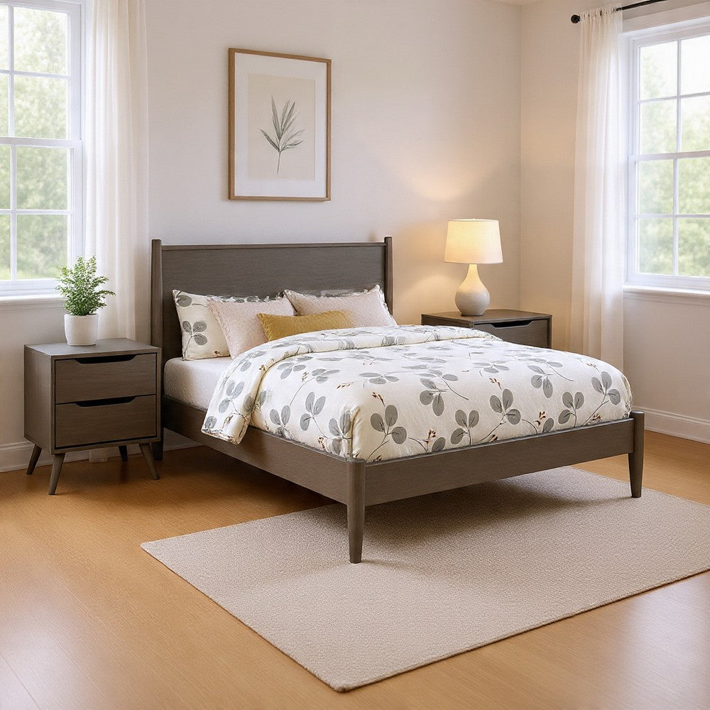Queen Bedroom Set in Gray Wood – 3 Piece Set with 2 Nightstands