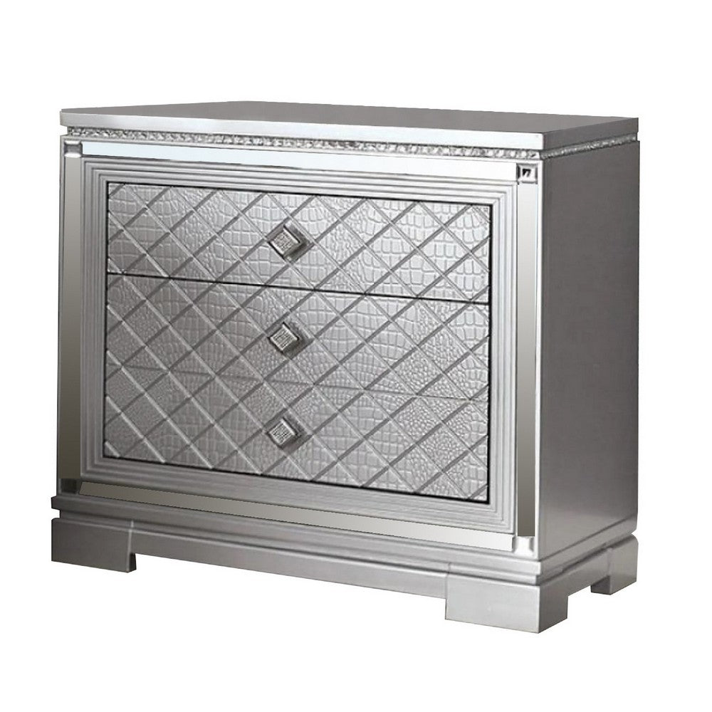 3-Piece Queen Bedroom Set – Silver Finish Bed & Matching Nightstand