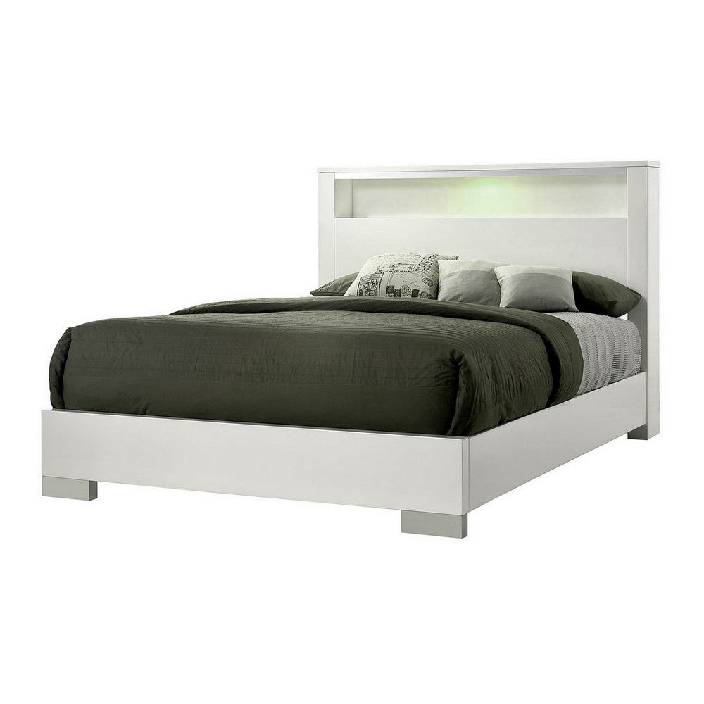 2pc King Bedroom Set | White | Silver Wood | Nightst&