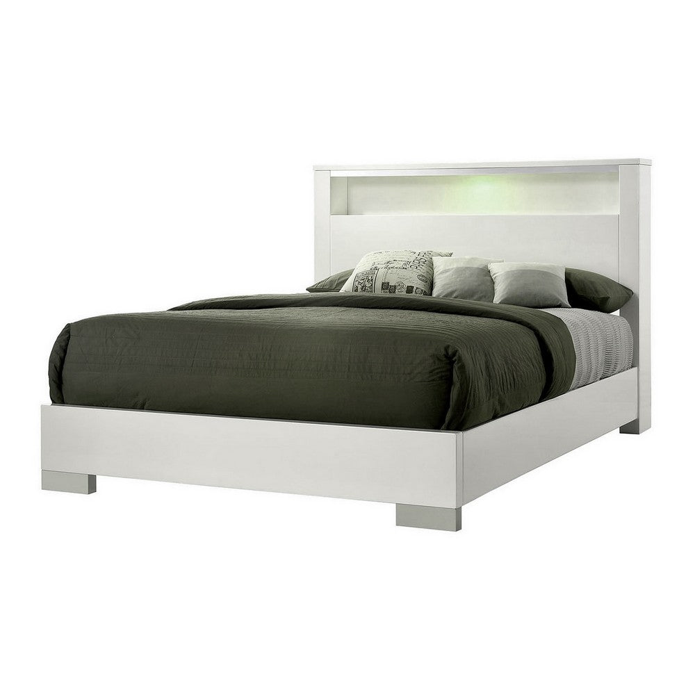 3pc King Bedroom Set, White, Silver Wood, 2 Nightstands