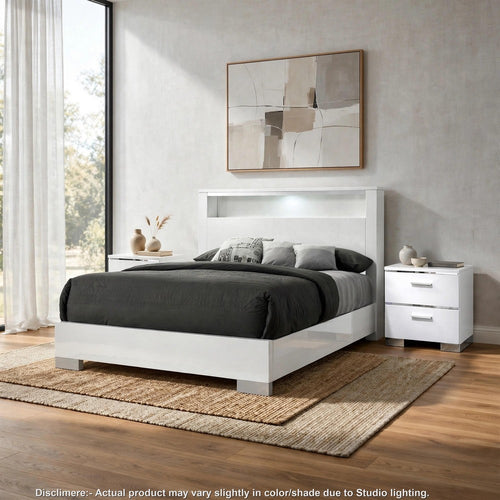 3pc King Bedroom Set, White, Silver Wood, 2 Nightstands