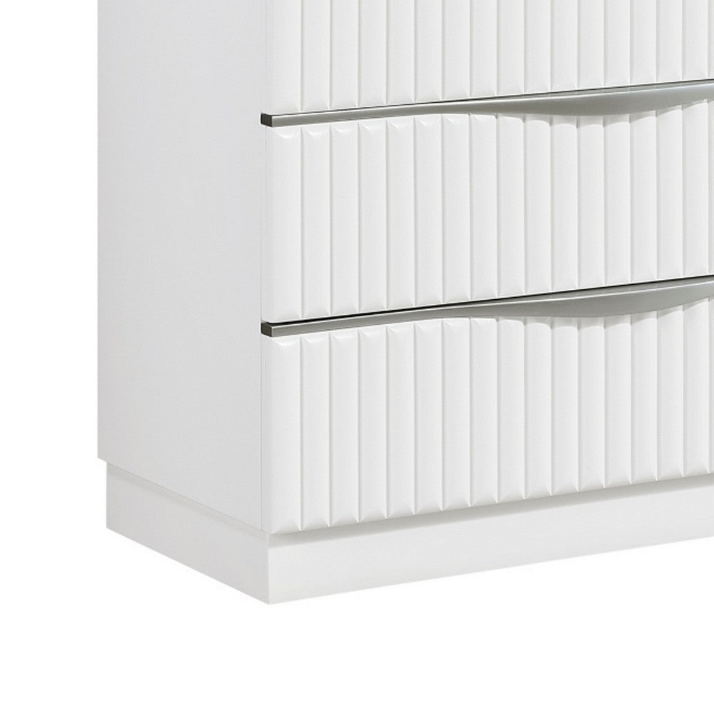 Lon Tall Dresser Chest | 5 Drawers | Edge Handles | Ribbed Front | Pearl White