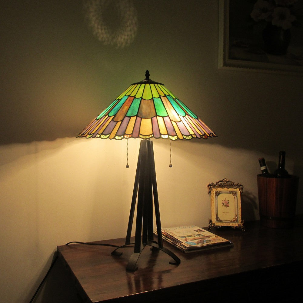 Lighting LANDRY Tiffany-style 3 Light Geometric Table Lamp 20’’ Shade CHL-CH3T924GG20-TL3