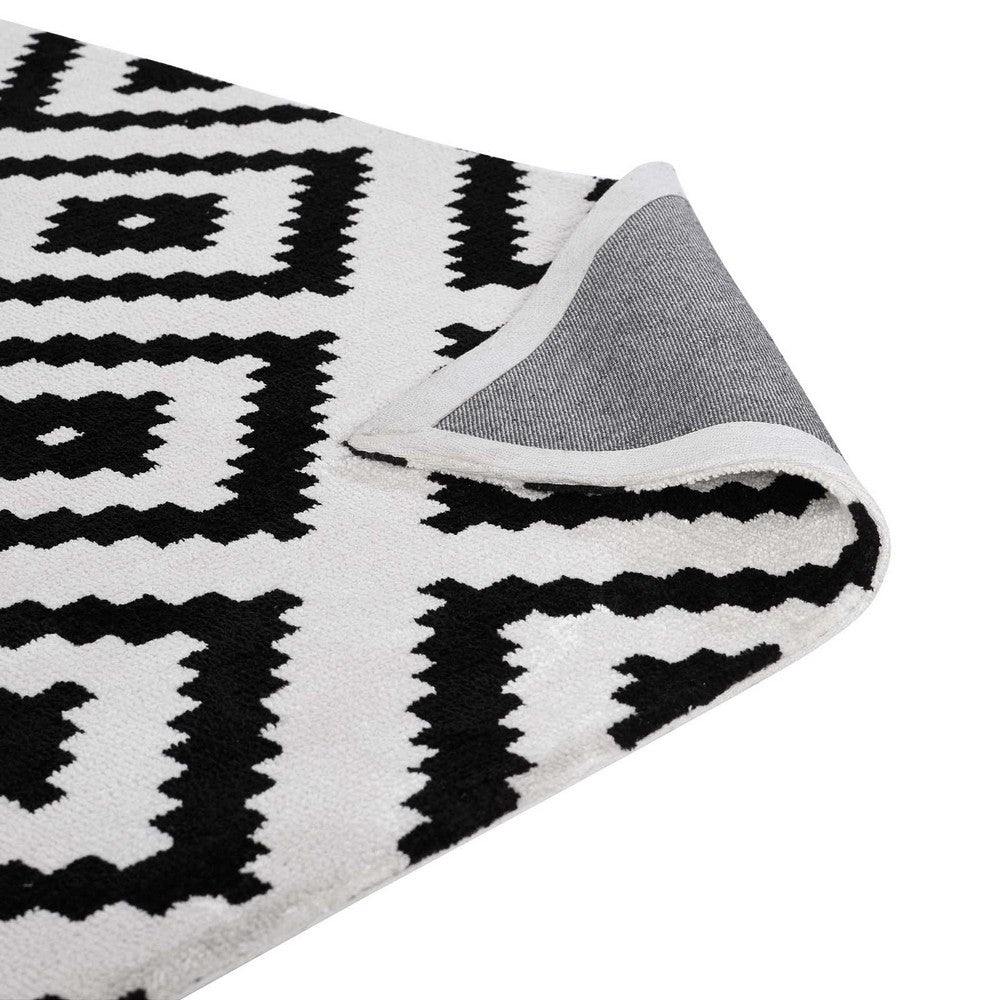 Alika Abstract Diamond Trellis 8x10 Area Rug by Modway| White