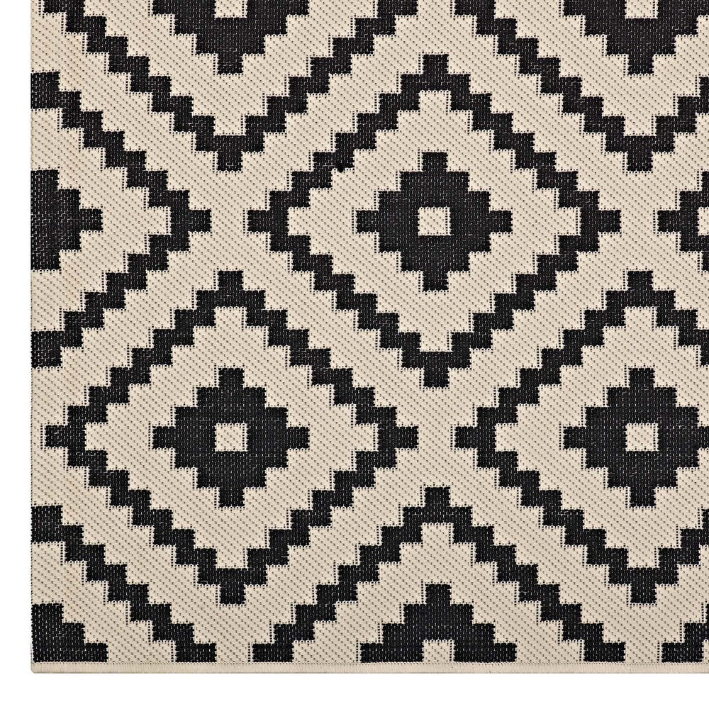 Perplex Geometric Diamond Trellis Indoor and Outdoor 5x8 Area Rug by Modway| Black