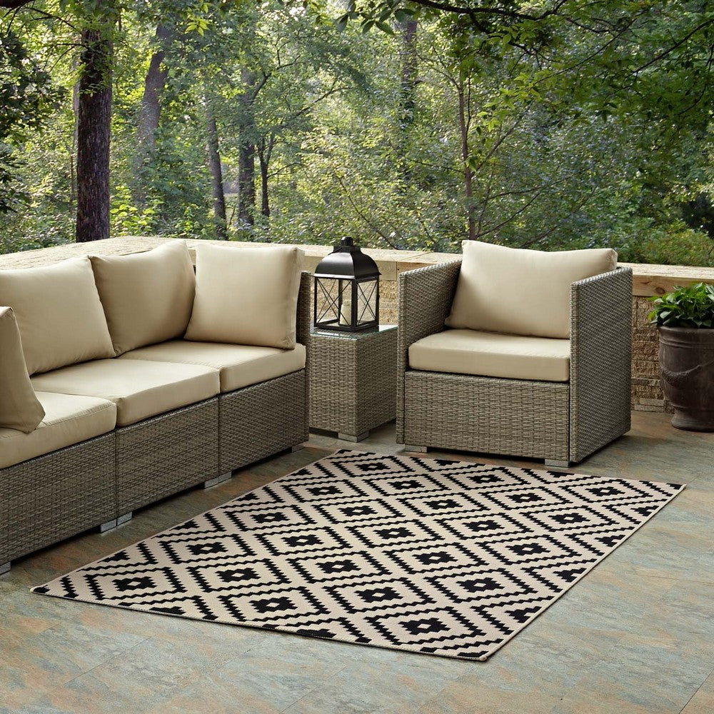 Perplex Geometric Diamond Trellis Indoor and Outdoor 8x10 Area Rug by Modway| Black