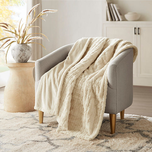 70 x 50 Oversized Throw Blanket, Serengeti Faux Fur, Heated, Ivory