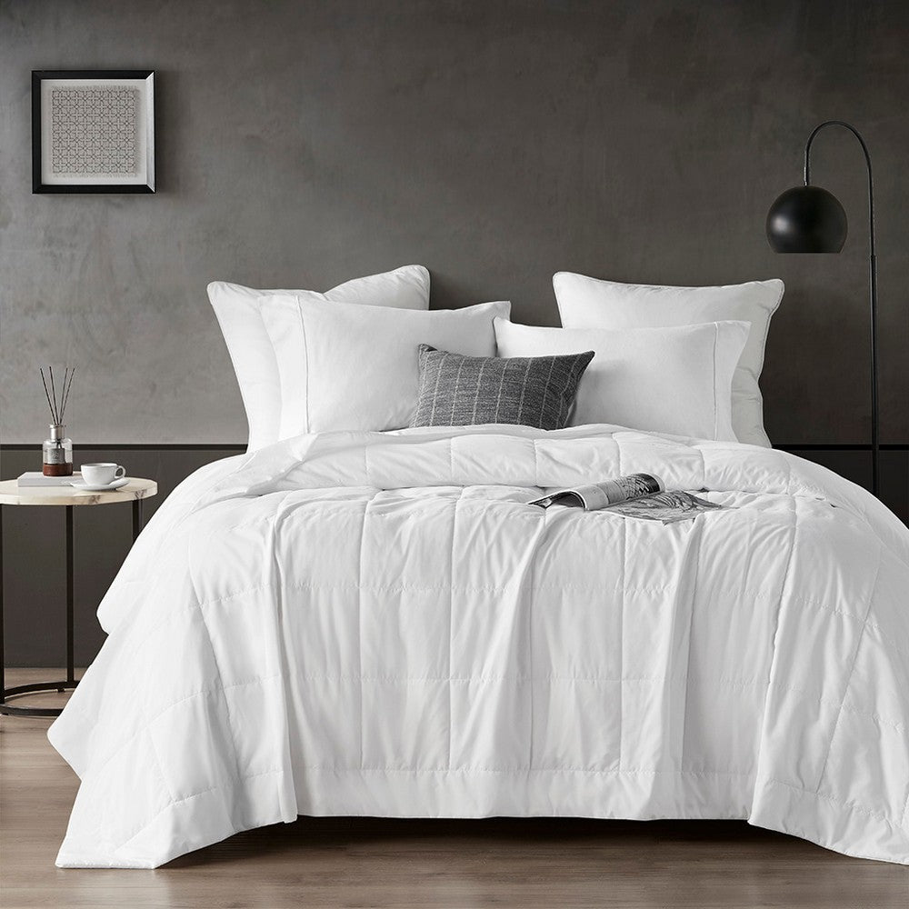 Twin Size Blanket, Nylon and Polyethylene with Fiber Fill, White