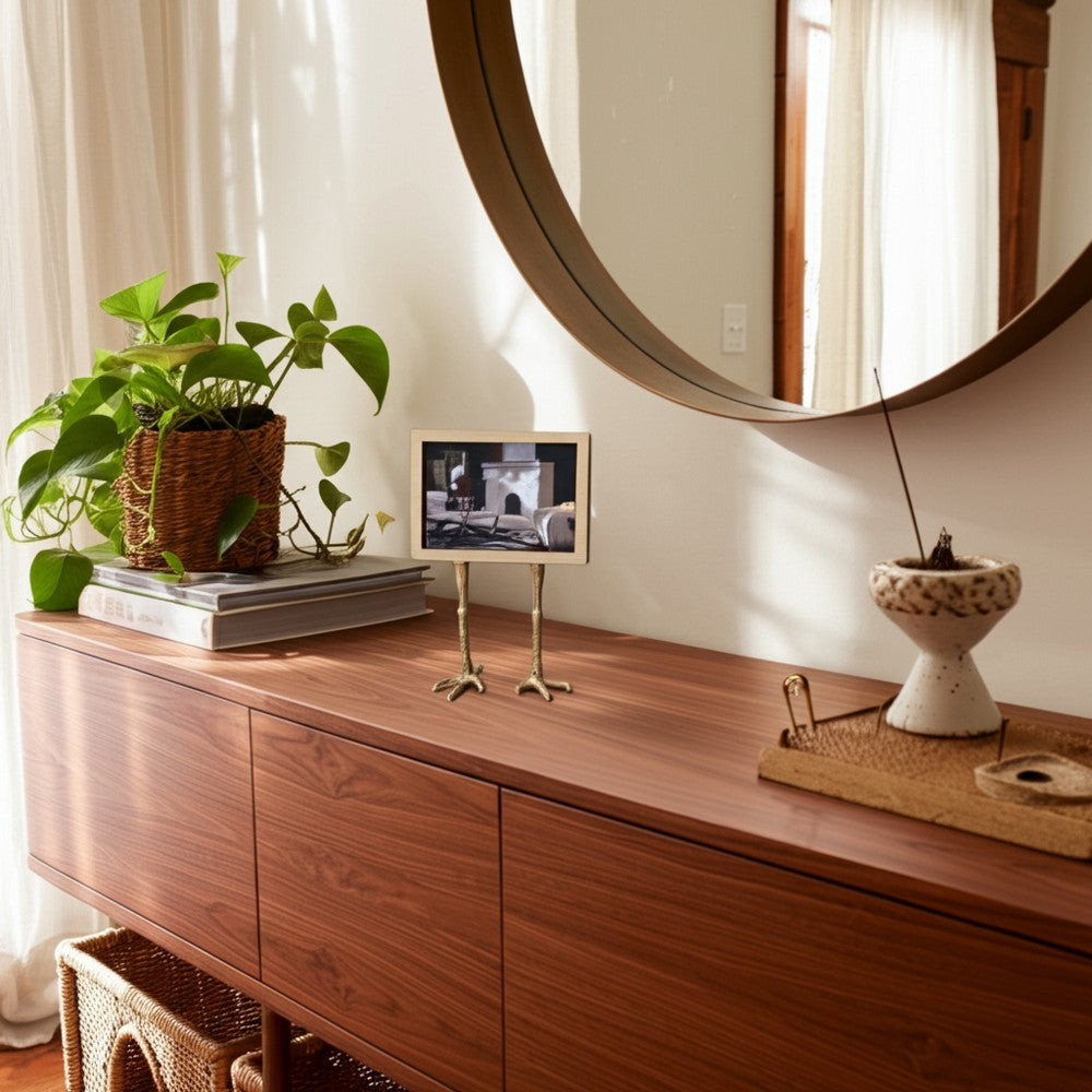 Holly 5x7 Photo Frame | Sculptural Bird Feet Stand | Gold Metal 10" Tall